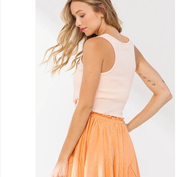 #369 SALE 🛑M, L Mauve Color Sleeveless Ribbed Twist Crop Top - Picture 9 of 9